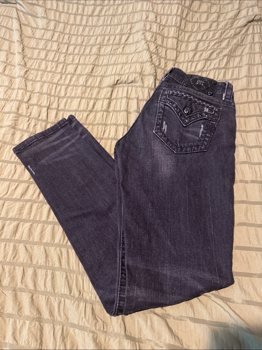 Miss Me signature skinny jeans